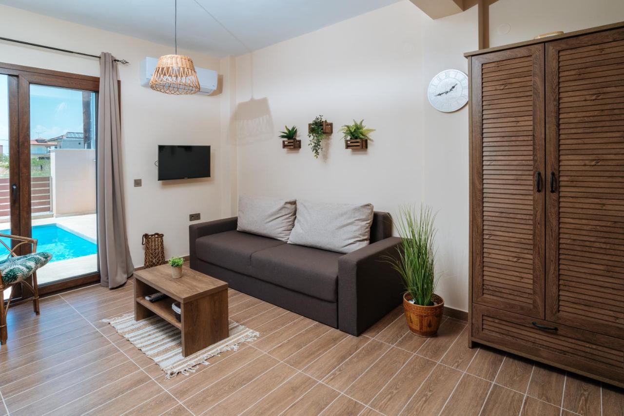 Salve Holiday Houses ปาราเลียกาเตอรีนิส ภายนอก รูปภาพ